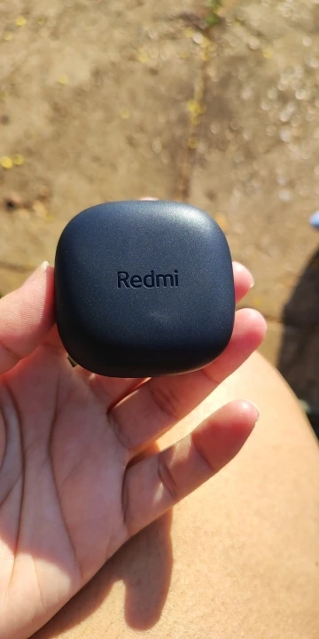 Detalle de los Xiaomi Redmi Buds 6
