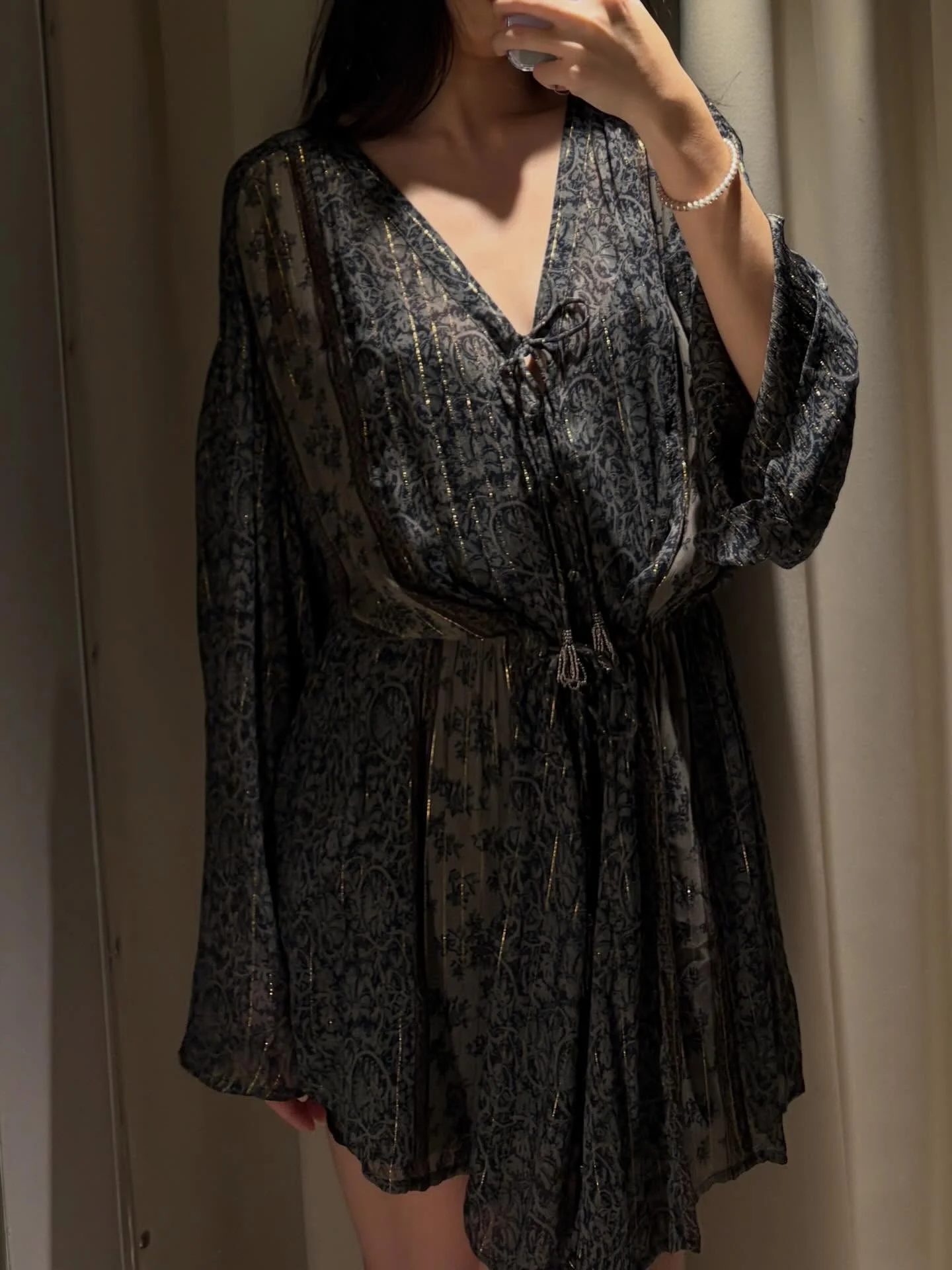 

Женское весеннее модное мини-платье оверсайз с V-образным вырезом и длинными рукавами, повседневное, в уличном стиле, с бантом и шнуровкой, с принтом