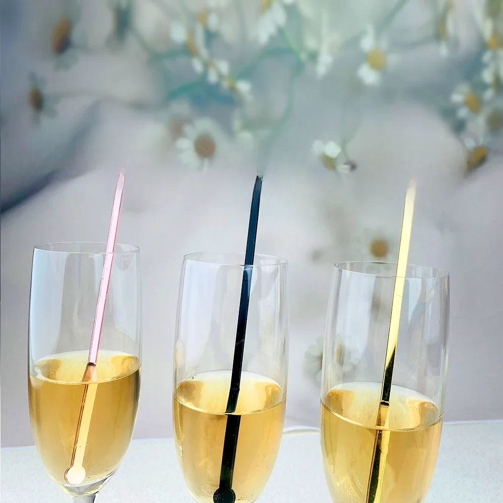 Agitateurs de boissons personnalisés, bâtons de Cocktail de mariage, agitateurs de boissons personnalisés, étiquettes de boissons, breloques de vin en verre, décorations Swizzle