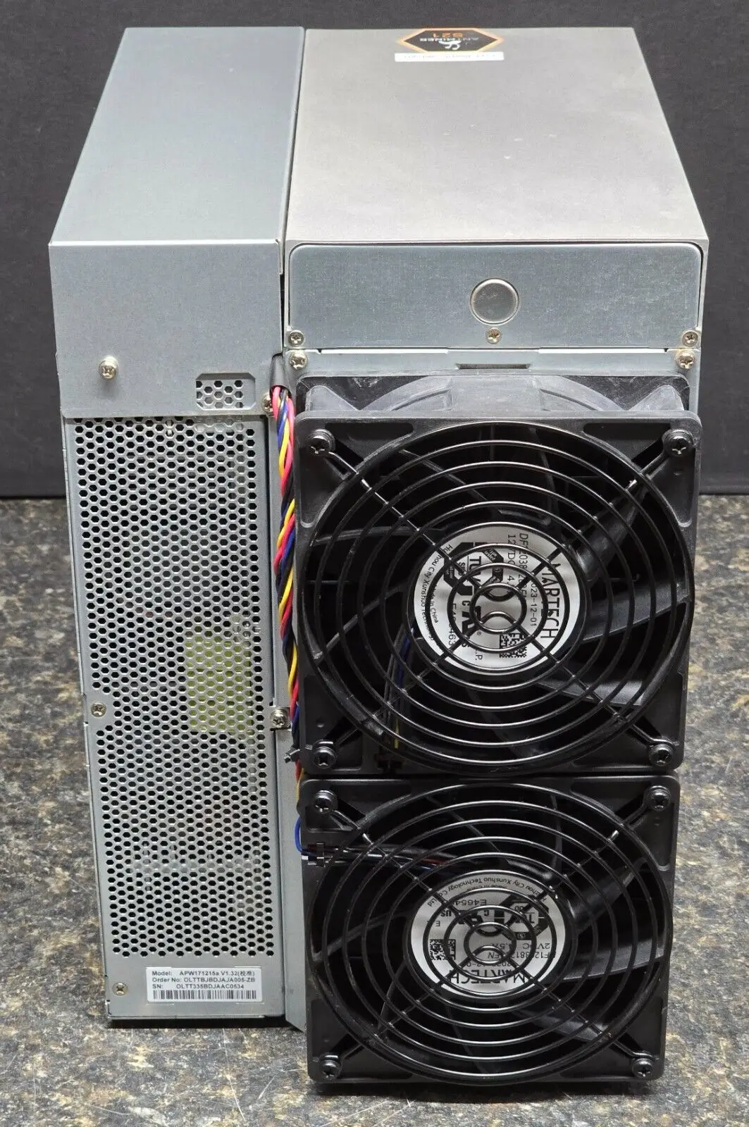 КУПИТЬ 3 ПОЛУЧИ 2 БЕСПЛАТНО Bitmain Antminer S21 195TH/S 3412 Вт Bitcoin  Miner ASIC Miner + шнур питания P13-C20 / Бесплатная раздача