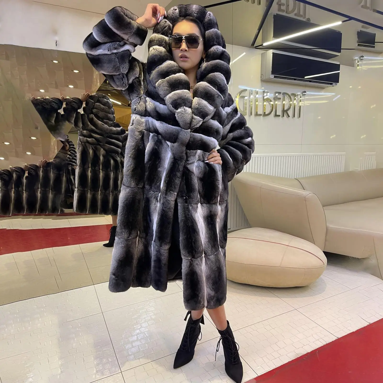 Fashion Long Real Rex Rabbit Fur Coat with Hood High Quality Winter Fashion Genuine Chinchilla Color Rex Rabbit Fur Coats Outfit