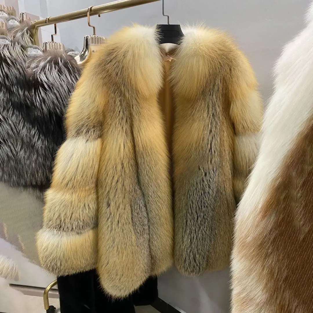 ความยาวกลาง Real Gold Island Fox ขนสัตว์รอบคอคุณภาพสูงผู้หญิงแฟชั่นของแท้ Full Pelt Fox Fur Coats หรูหรา Outwear