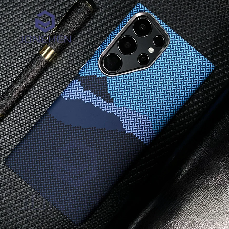 Magnetyczne etui z wzorem chmur na Samsung Galaxy S25 S24 S26 Ultra S23 Plus, luksusowe matowe karbonowe etui PC z obsługą Magsafe i metalową osłoną obiektywu. — zdjęcie produktu 7