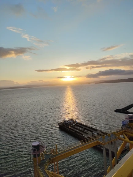 Vista posterior del reloj cámara grabadora