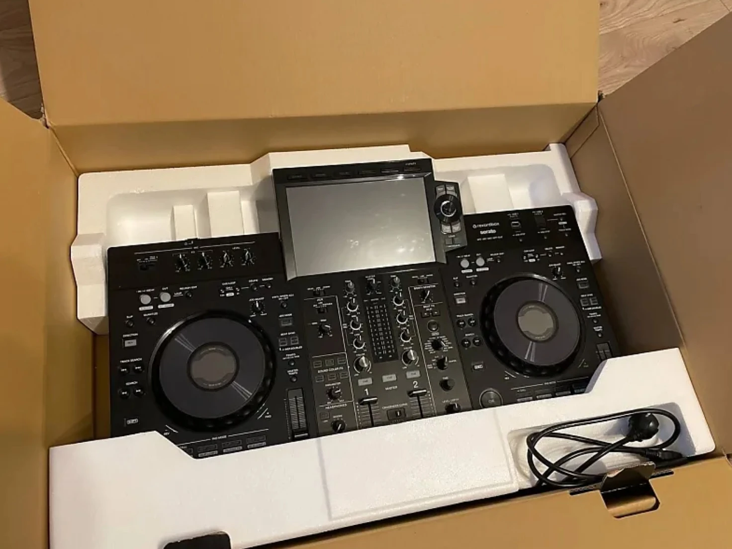 

Xmas ChrstMax Rated Price XDJ-RX3 - 2-channel performance all-in-one DJ system Mint