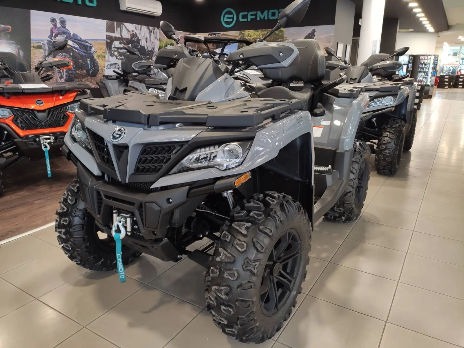 BRAND NEW 2020 CF MOTO 500cc ATV 4x4 CFORCE 550 cfmoto 400cc 500cc 800cc ATV UTV for sale quad atv 4x4