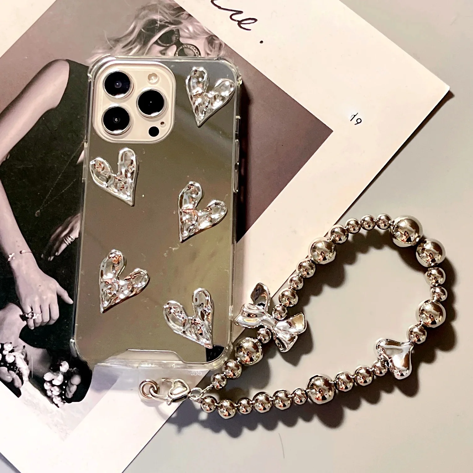 Etui na telefon z kokardką, łańcuszkiem, lusterkiem, wzorem \"Love\", odporne na wstrząsy, do iPhone 16 15 14 13 12 11 Pro Max X XS 7 8 Plus — zdjęcie 2