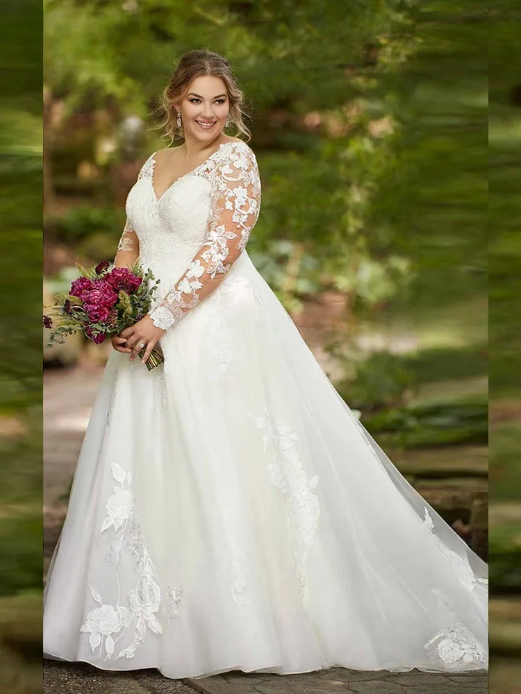 Plus Size Long Sleeves Wedding Dress Floral Lace Appliques Button Zipper Back A-Line  Bridal Gown Elegant vestido de novias