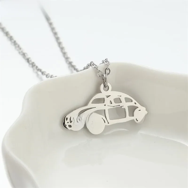 Cartoon limuzyna samochód naszyjnik mężczyźni kobiety Choker ze stali nierdzewnej łańcuszek modne naszyjniki Punk miłośnicy podróży prezent Collares — zdjęcie 2