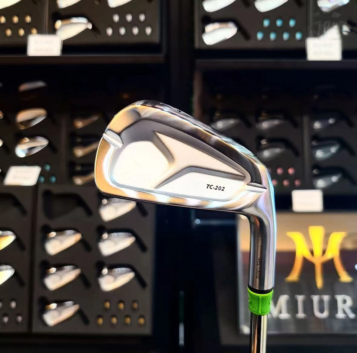 

Men's Golf Clubs silvery TC-202 Golf Irons fourth generation 7pcs 4-9P R/S/SR Flex Steel/Graphite Shaft