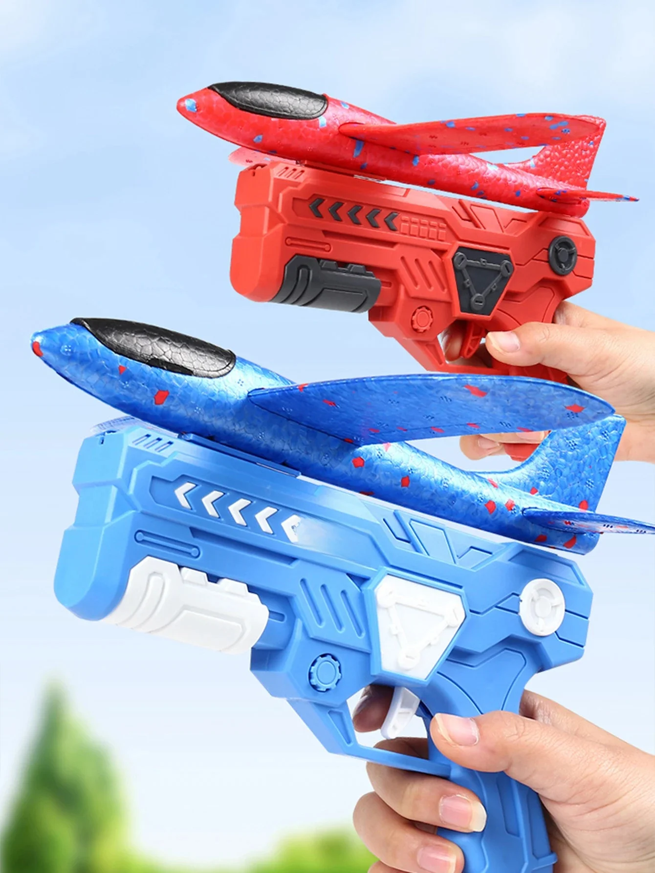 Pistolet jouet en mousse souple et élastique trois en un pour enfants, avion à lancer à la main, avion en mousse, couleur aléatoire