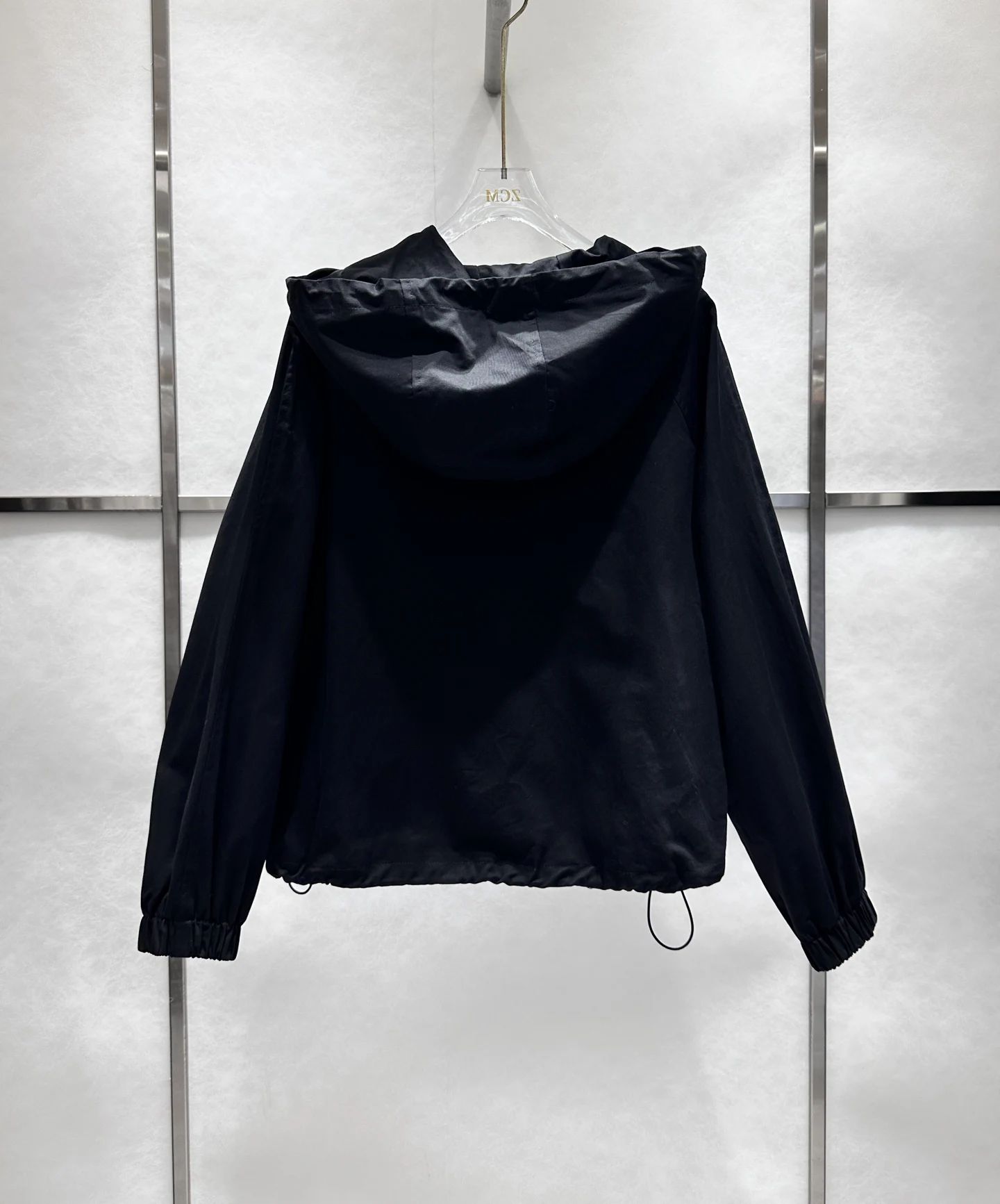 

Ранняя осень, новое женское повседневное пальто с вышивкой на молнии и капюшоном на шнурке