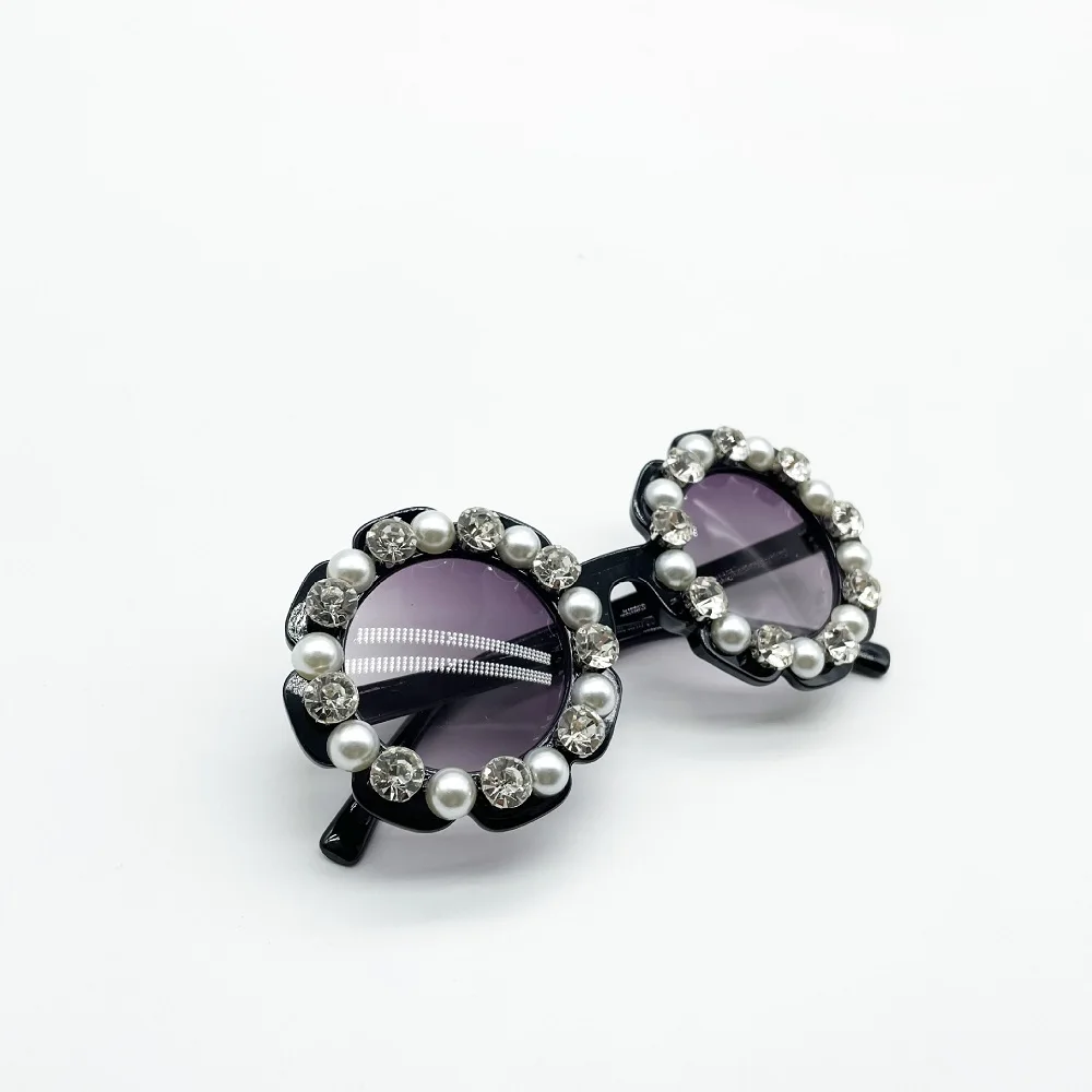 

Round Pet Sunglasses with Pearl Rhinestone Frame Fashion Accessory for Small Dogs Cats