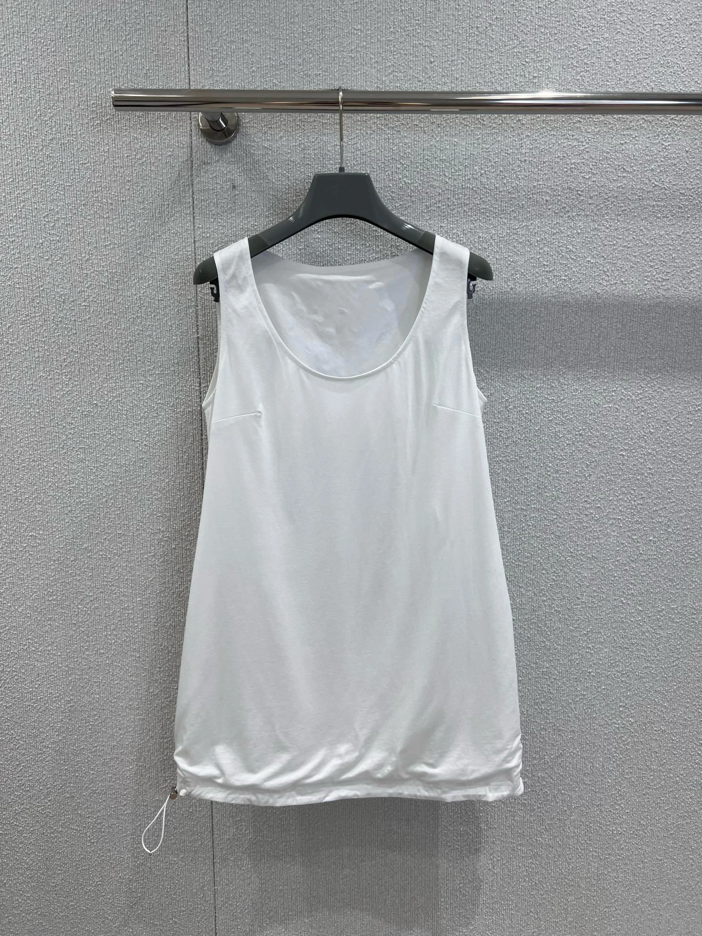 

2025 Early Autumn New Re-Nylon Reversible Sleeveless Tank Dresses 260