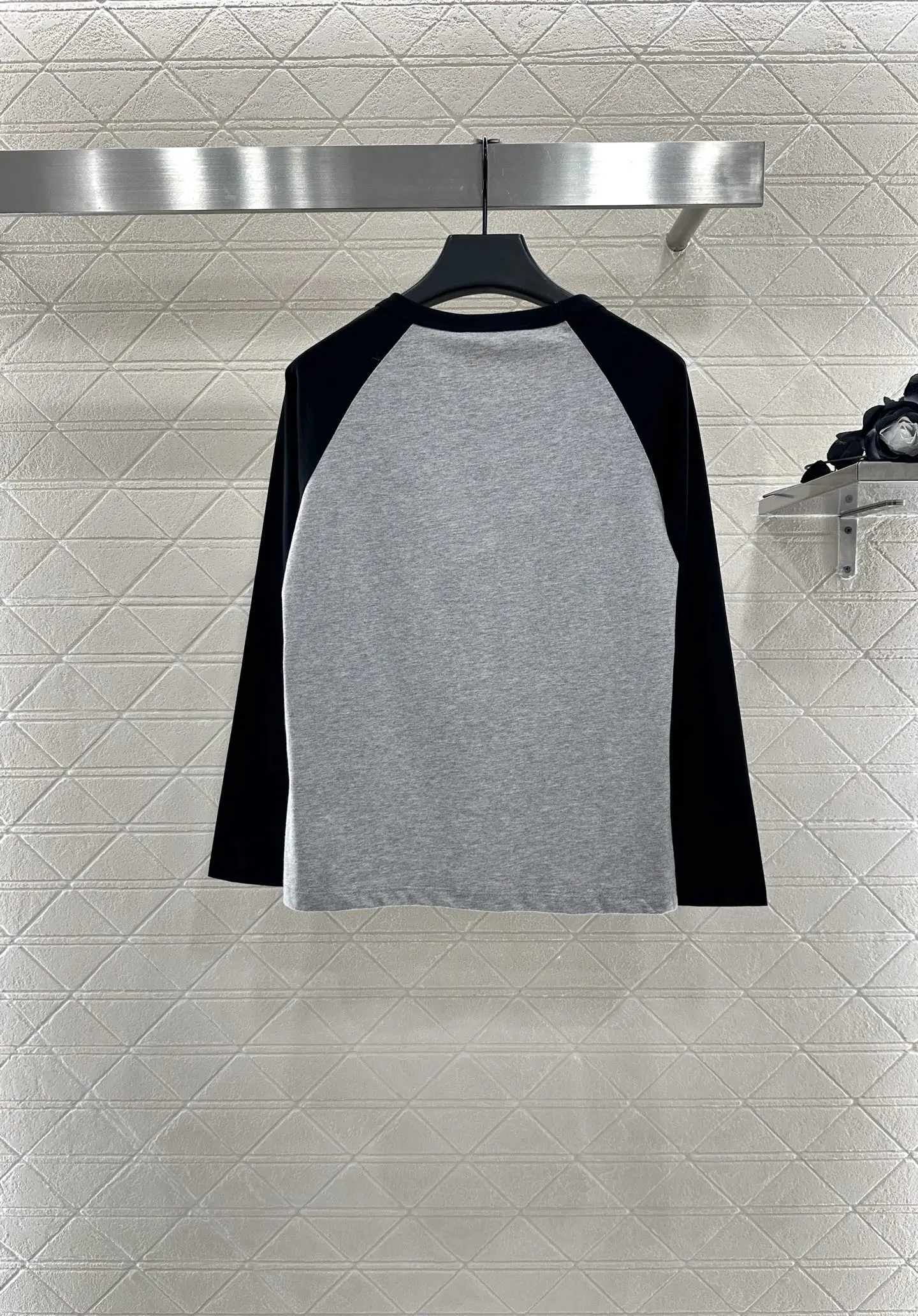 

2025 Women's Graphic Raglan Sweatshirt Cotton Jersey Top Breathable Comfort Classic Fit Street Style Casual