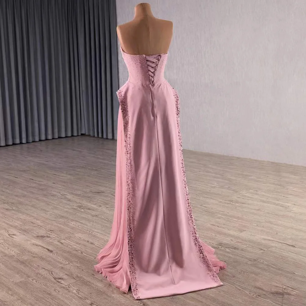 Rosa Ballkleider 2025, trägerlos, Satin, mit Perlen verziert, gerade Damen-Abend- und Partykleider