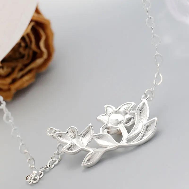 Genuine 925 Sterling Silver Floral Pendant Inlaid Natural Freshwater Pearl Elegant Delicate - Heart Shaped Chain Necklace Set