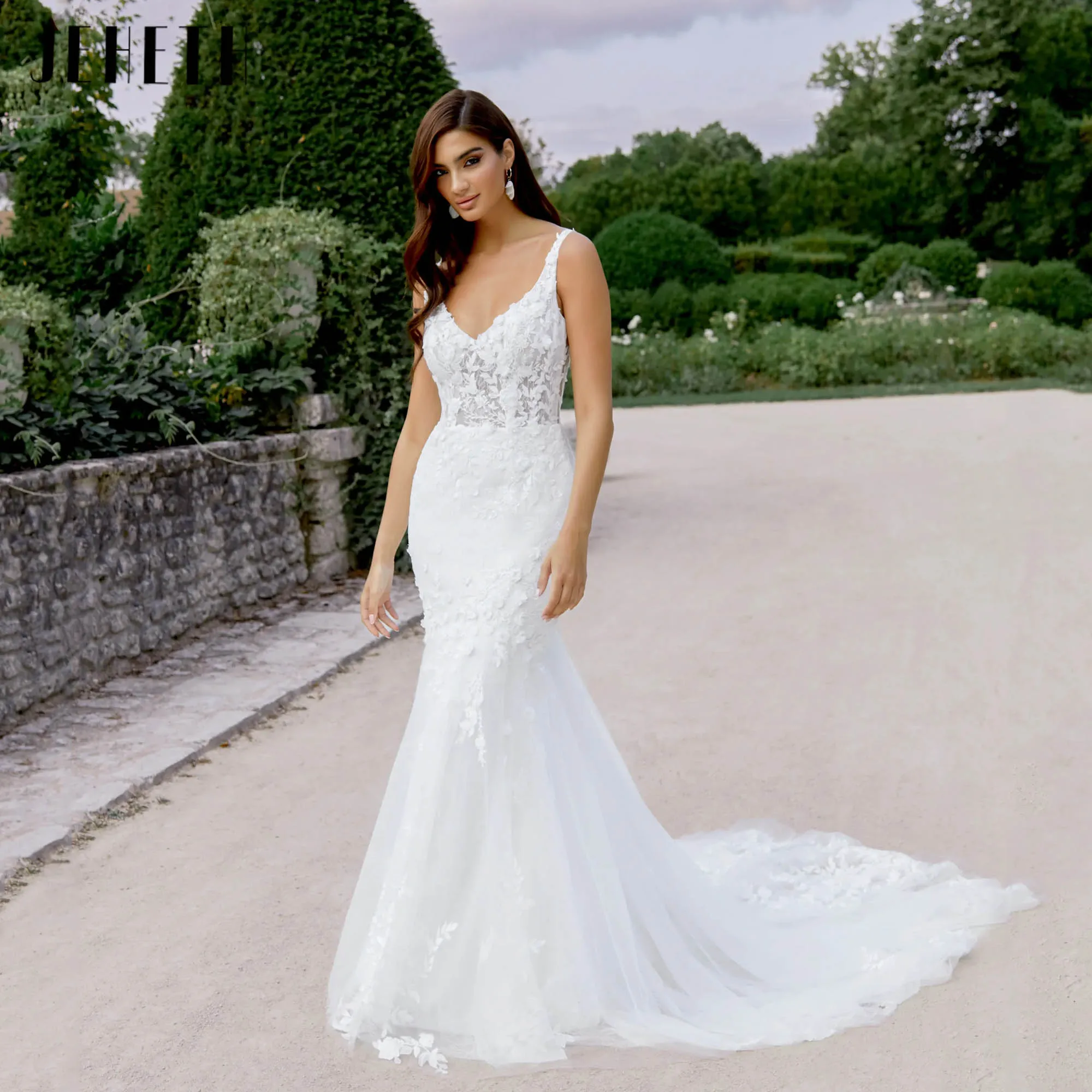 

JEHETH Mermaid Appliques Wedding Dresses Luxury 2025 V-neck Backless Bridal Gowns Sleeveless Tulle vestidos de novia Customized