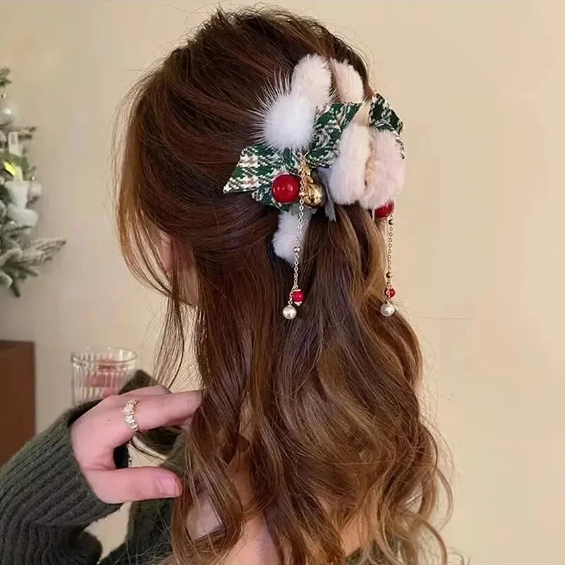 1 szt. Jesienno-zimowa świąteczna pluszowa perła klips w kształcie kaczego dzioba klips w kształcie rekina elegancka spinka do włosów o temperamencie, klips do chwytania akcesoria do włosów — zdjęcie 2