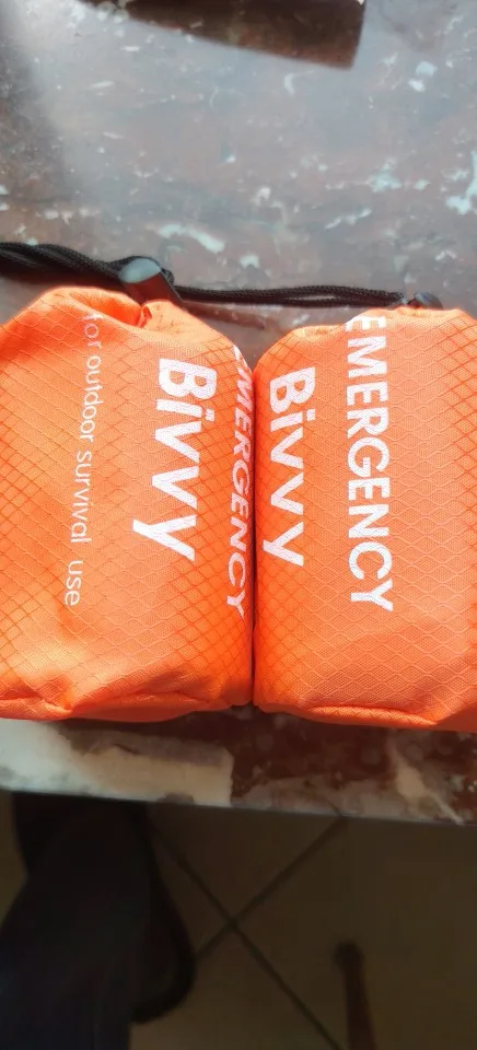 1/2Pcs 210×90cm Emergency Sleeping Bag Waterproof Aluminum Film Thermal Blankets for Camping Hiking Keep Warm Survival Equipment photo review