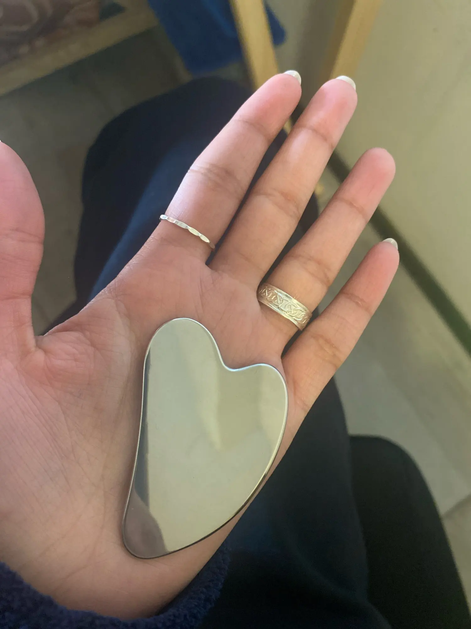 1Pcs Stainless Steel Gua Sha Scraper Massager For Face Neck Body Guasha Massage Tool Facial Skin Care Guasha Board Face Massager photo review