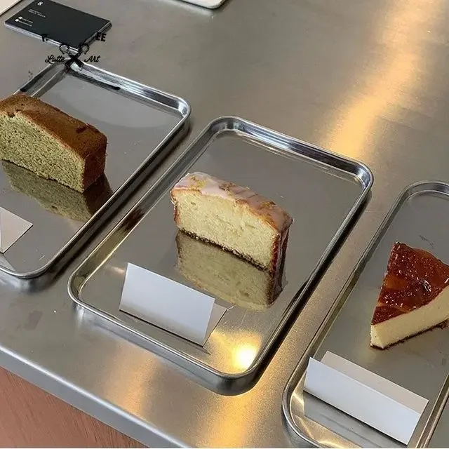 Nordic Edelstahl Rechteckige Kaffee Shop Palette Lagerung Disk Net Snack Kuchen Teller Esszimmer Dessert Platte Küche Teller Tablett