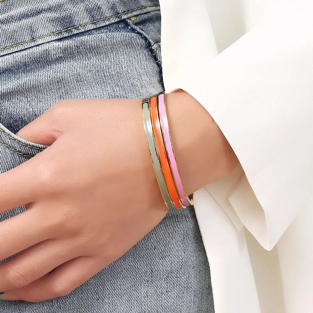 G&D Stainless Steel Thin Personalized Enamel Charm Cuff Enamel Crimson Golden Sapphire Wristlet Jewelry for Ladies Bracelet