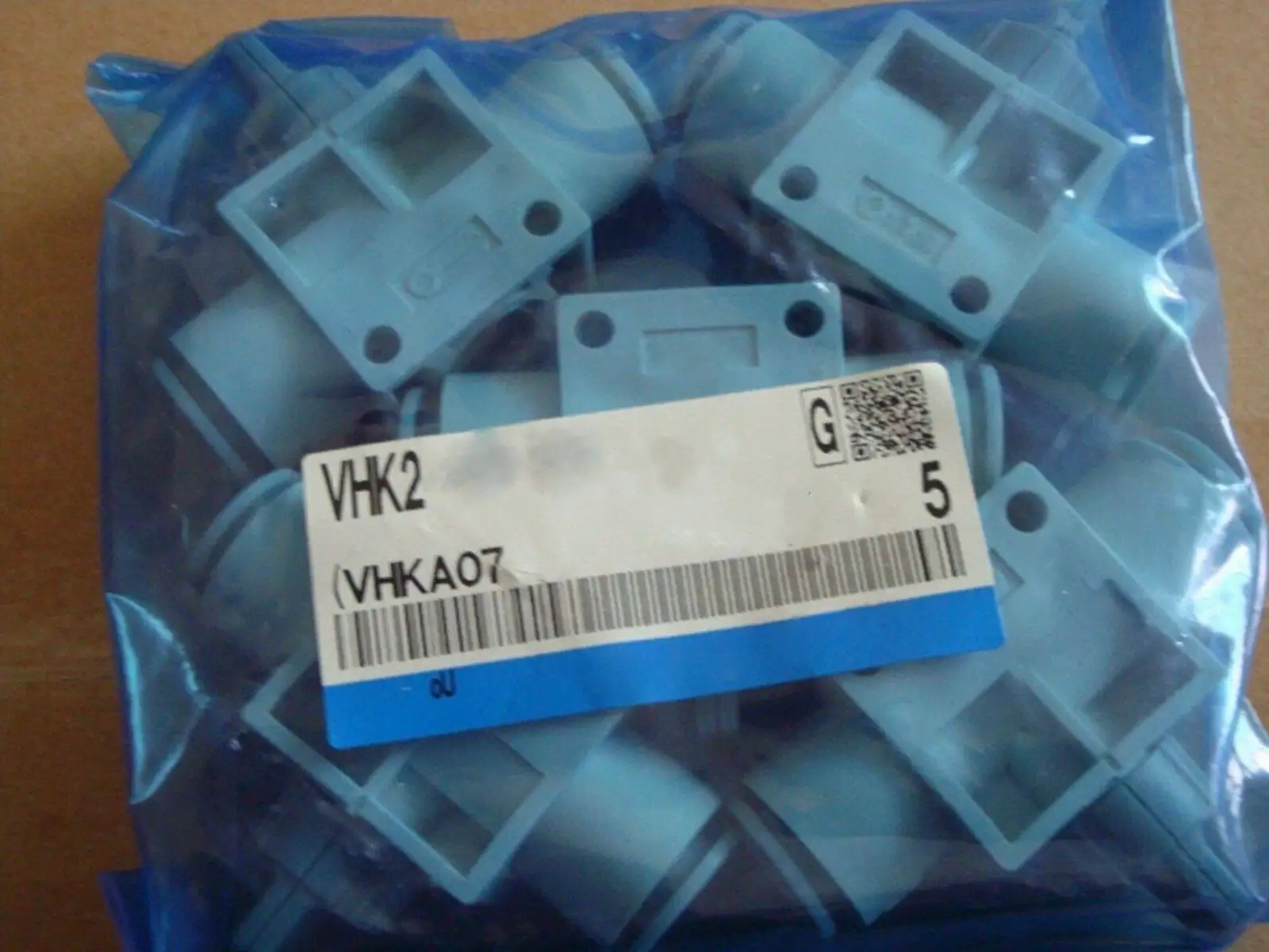 10pcs/bag Fitting VHK2-M5-04F VHK2-M5-06F VHK2-01S-04F VHK2-01S-06F VHK2-01S-08F VHK2-02S-06F VHK2-02S-08F VHK2-02S-10F