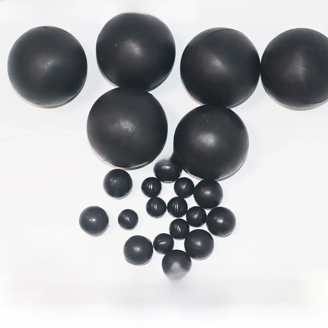 Boule en caoutchouc pour écran vibrant noir, diamètre 1/2/2.5/3/3.5/4/4.5/4.76/5/5.3/5.5/6/6.5/7-250mm, boule élastique solide, boule industrielle