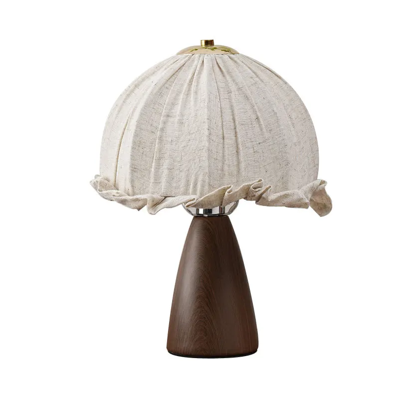 Lampe de table rétro européenne chaude et romantique, style de couverture de gril, lumière de luxe en céramique, lampe de chevet de chambre à coucher, lampe de nuit de campagne américaine