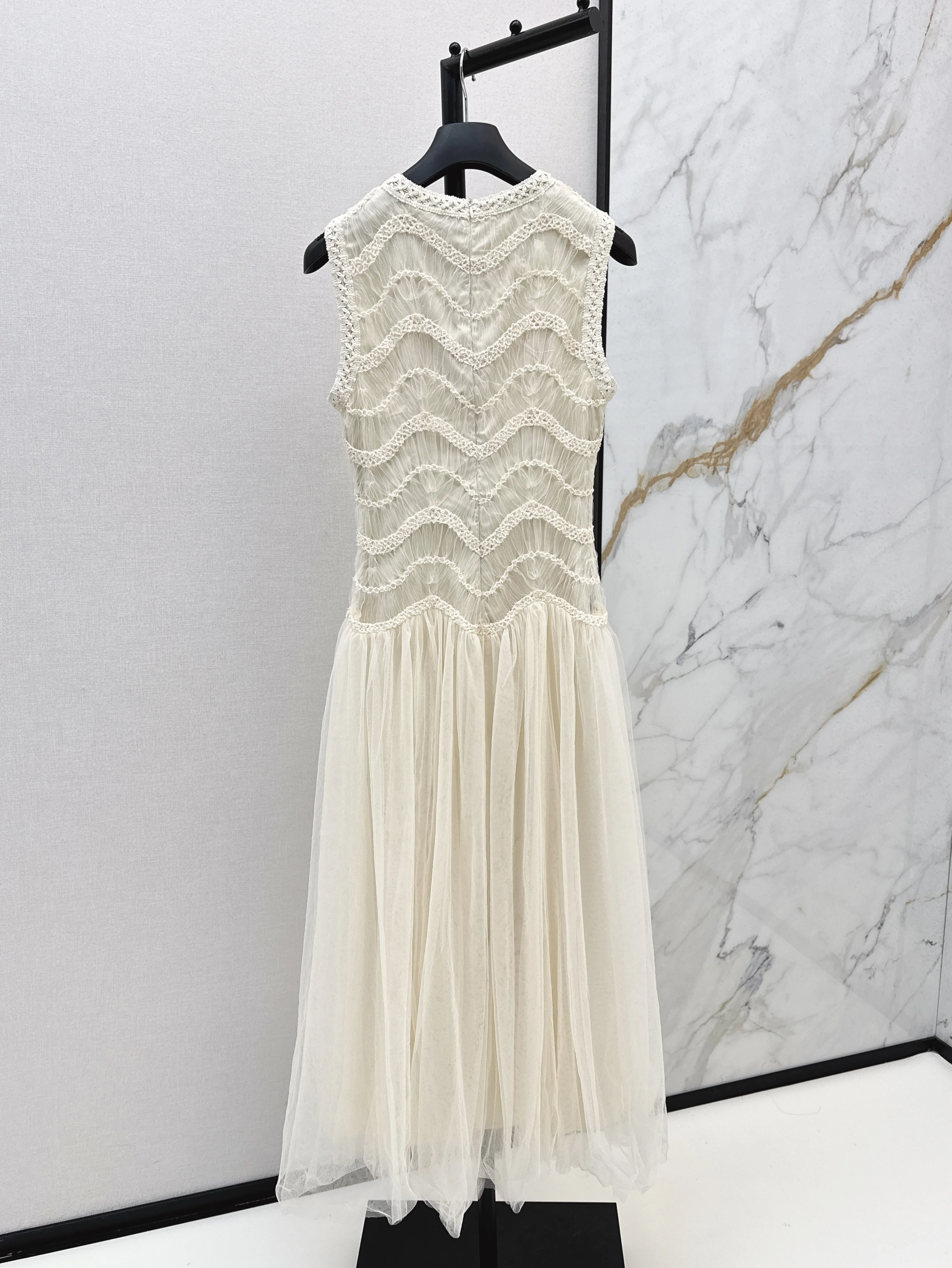 

2025 new women's dress sleeveless round-neck see-through cutout pure cotton dress flesh-colored slim and sexy evening dress
