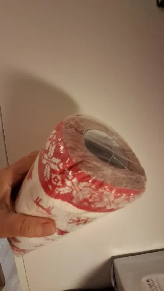 3/1RollsChristmas Kitchen Paper Rolls, Dual-Use Wet & Dry Washable Rags - for Home, Dishwashing, Wiping - Christmas Theme Rolls photo review