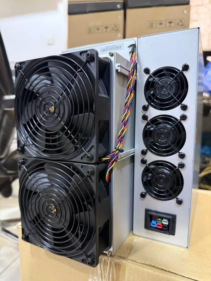 

Pinecone Matches INIBOX PRO 2.4Gh/s 1280W Initverse Miner