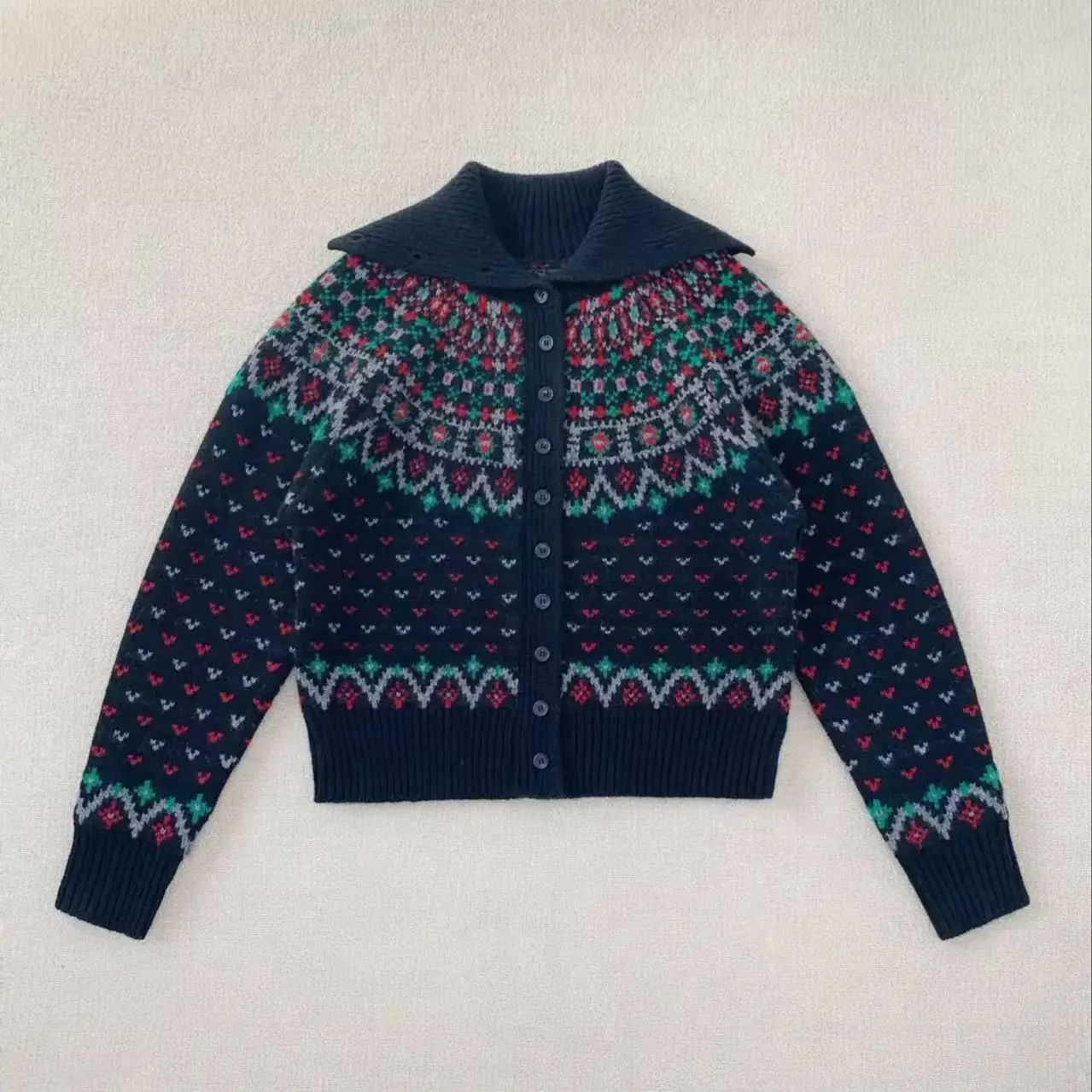 

Women's retro Christmas outfit wool cardigan