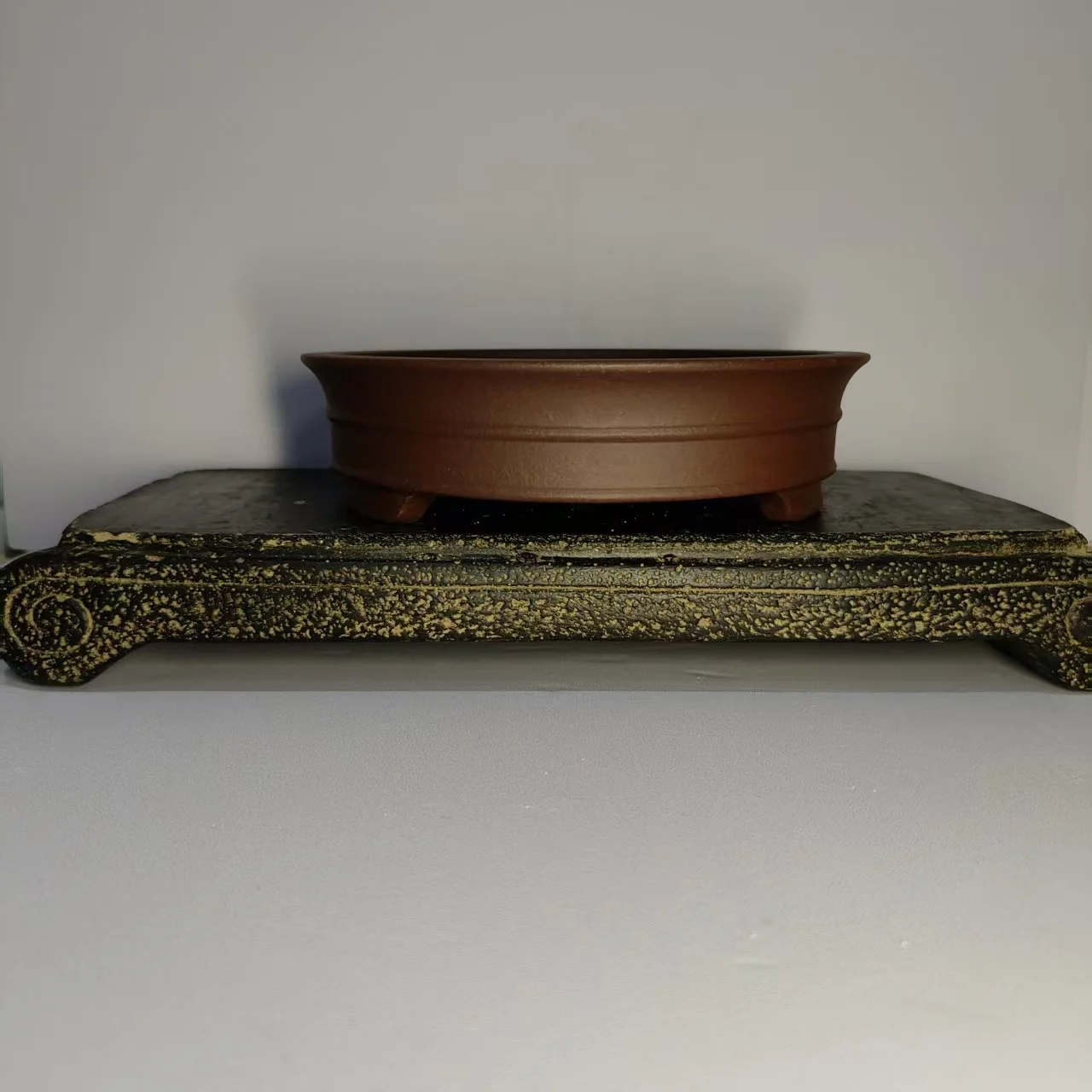 Yixing Zisha Bonsai Pot Unglazed Round Bonsai Pot with Middle Line Design