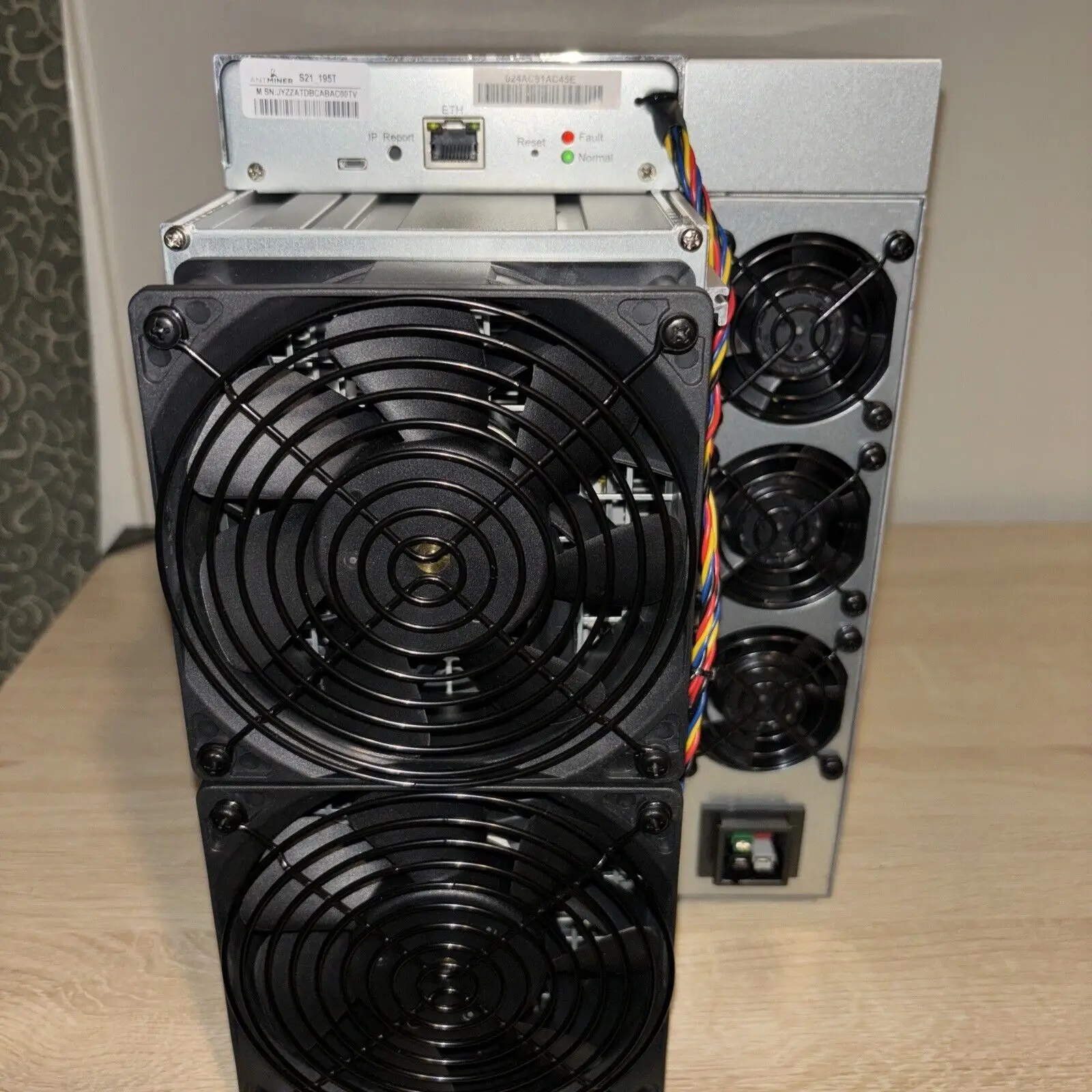 so New Bitmain Antminer S21 195th/s 3500W BTC Miner In Stock Now! With Power Cable