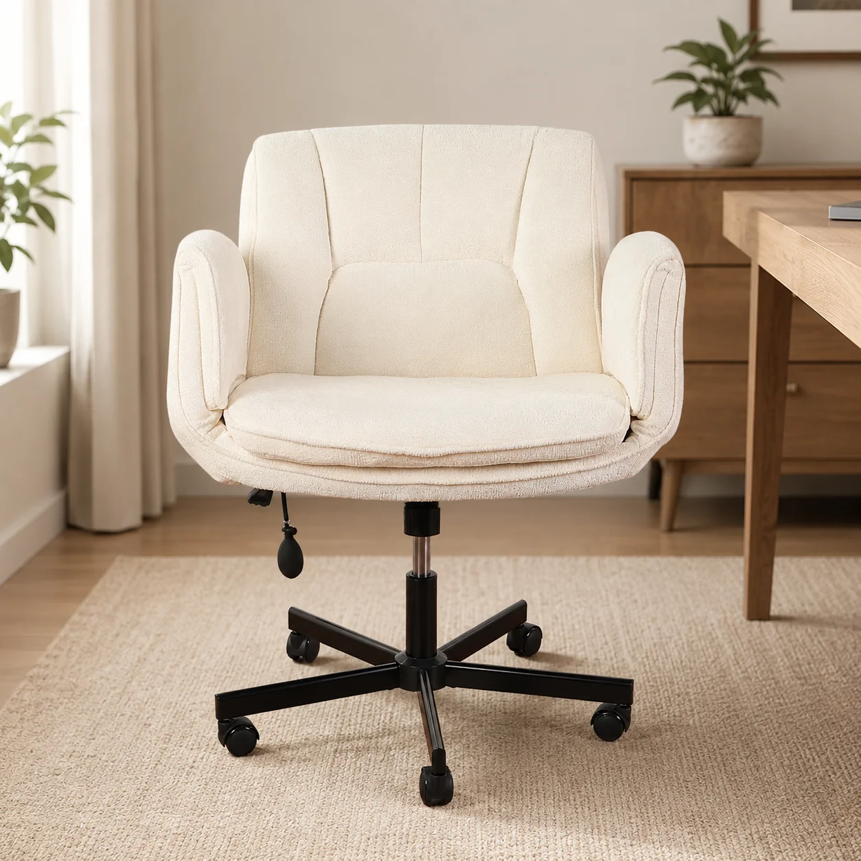 Chaise de bureau ergonomique avec accoudoirs rabattables, assise large pour s’asseoir en tailleur, soutien lombaire gonflable, rotation à 360°, fonction bascule, roulettes silencieuses, jusqu’à 150 kg
