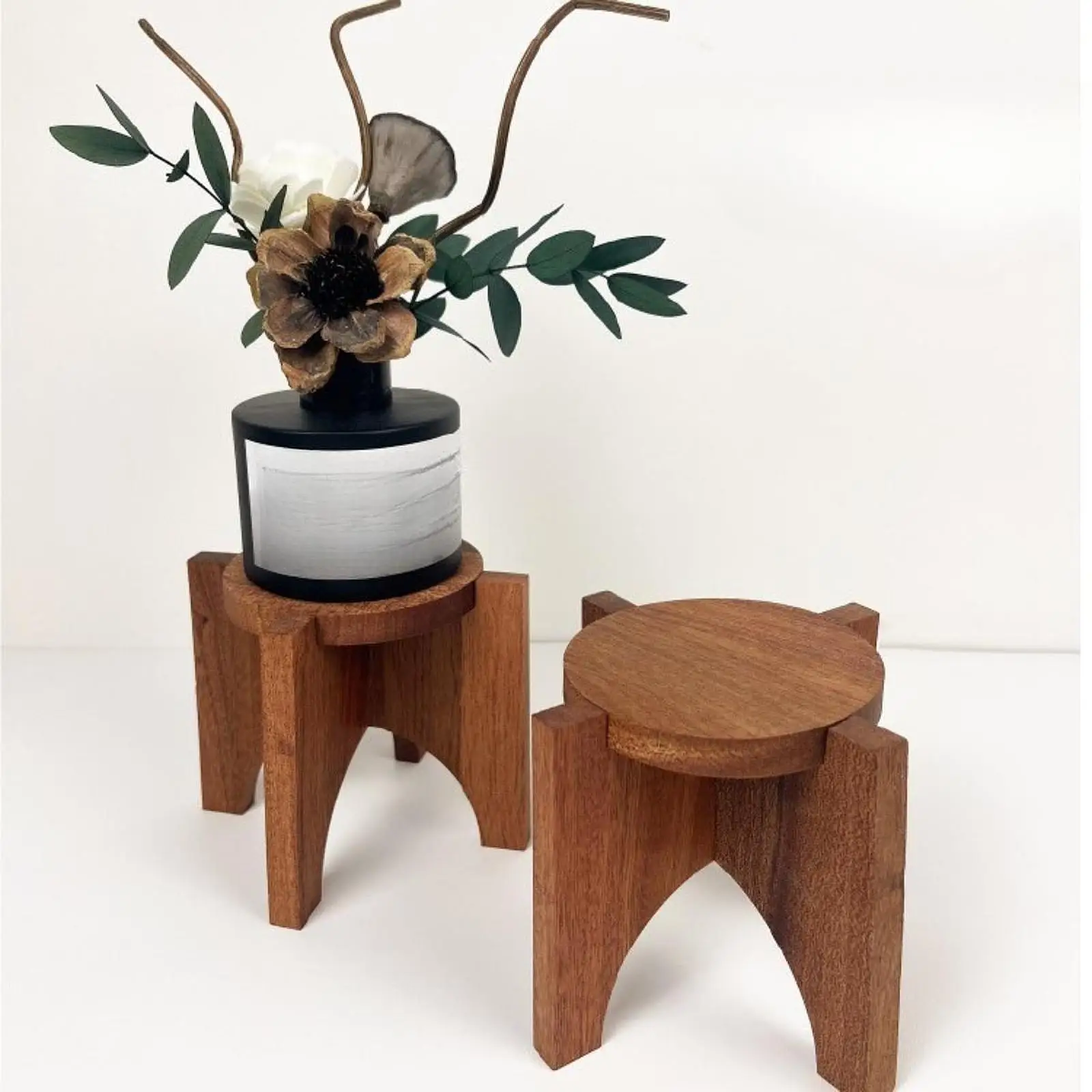 Wooden Planter Display Rack Versatile Round Home Decor Practical Flower Pot Stand for Office Indoor Home Bathroom Farmhouse