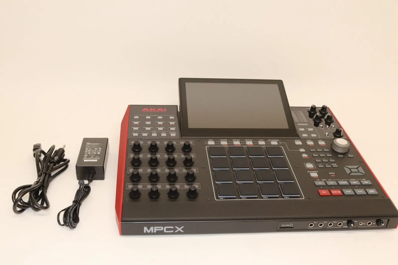 

Лидер продаж, профессиональный барабанный станок AKAI MPC X