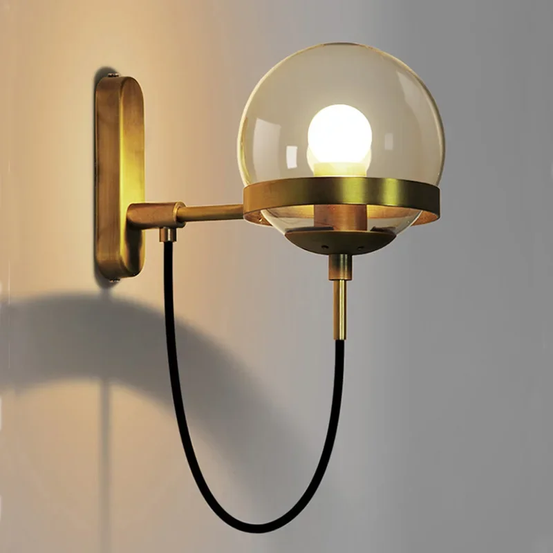 Applique Murale en Boule de Verre au Design Nordique Moderne, Luminaire Décoratif d'Nik, Idéal pour un Salon, une Chambre à Coucher, un Loft ou un Miroir