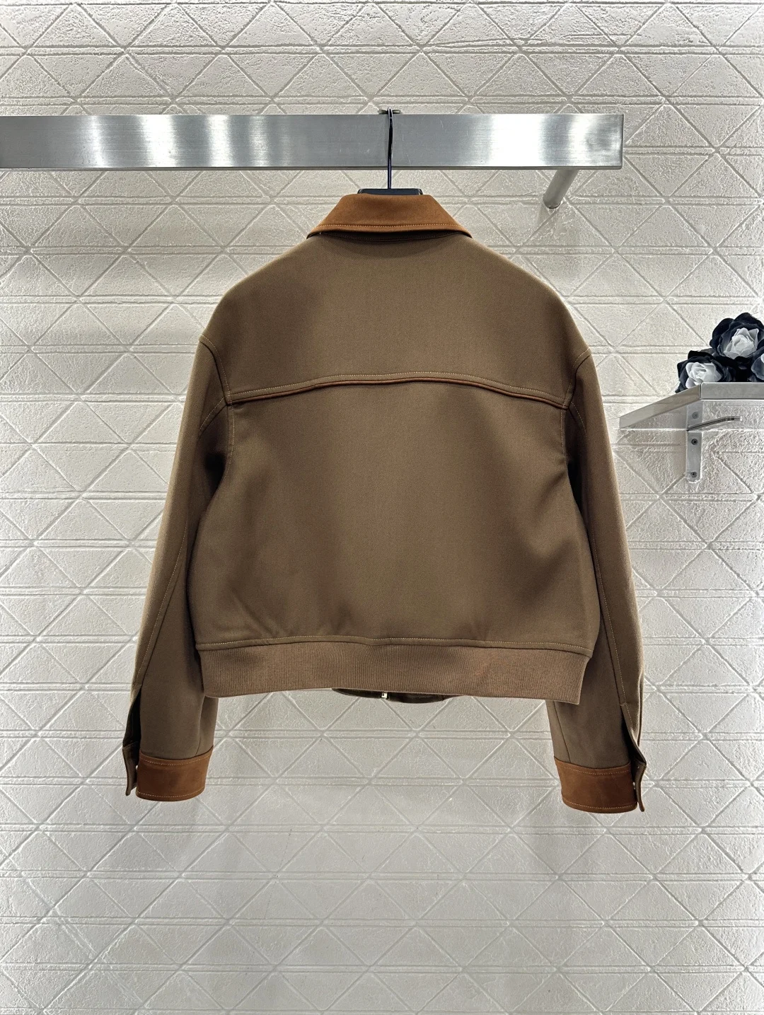 

2025 Autumn/Winter Women's Fashion Color-Blocked Suede Collar Zipper Jacket New Style Twill Cotton