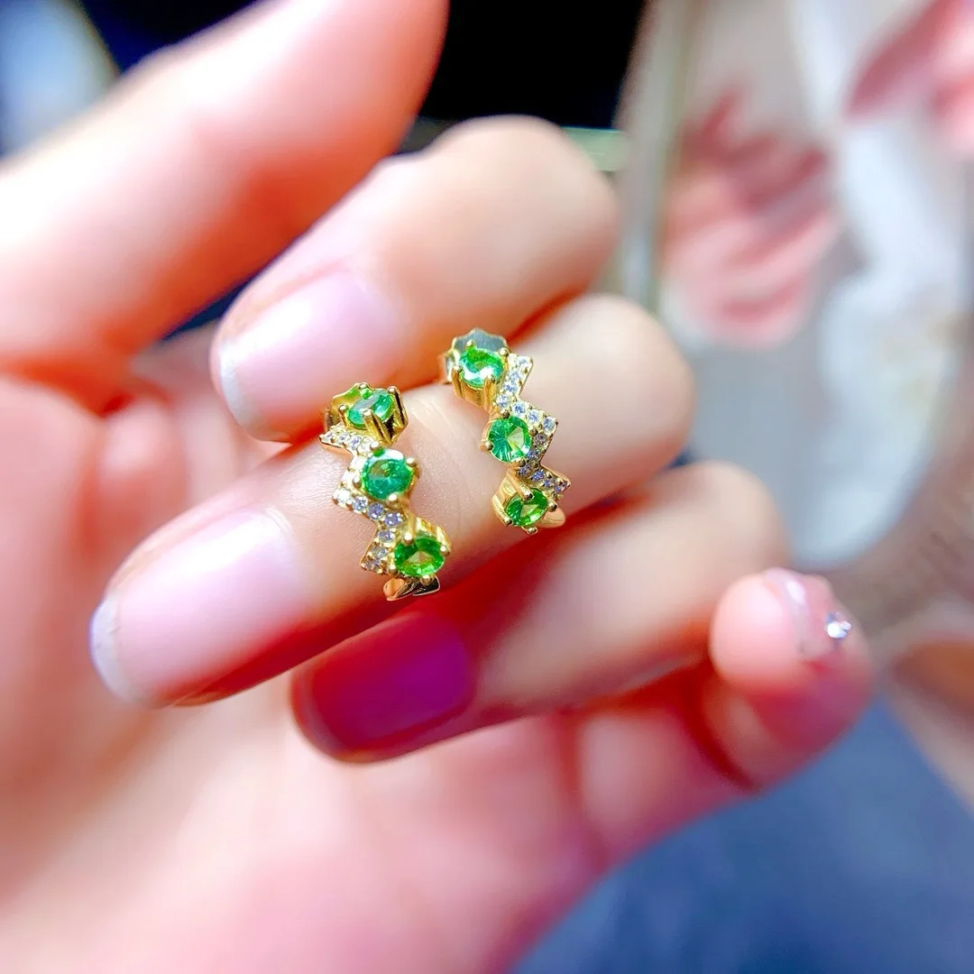 

KJJEAXCMY Fine Jewelry 925 Sterling Silver Inset Natural Green Shafray 3x3mm Girls Plated 18K Gold Earrings New Year's Birthday