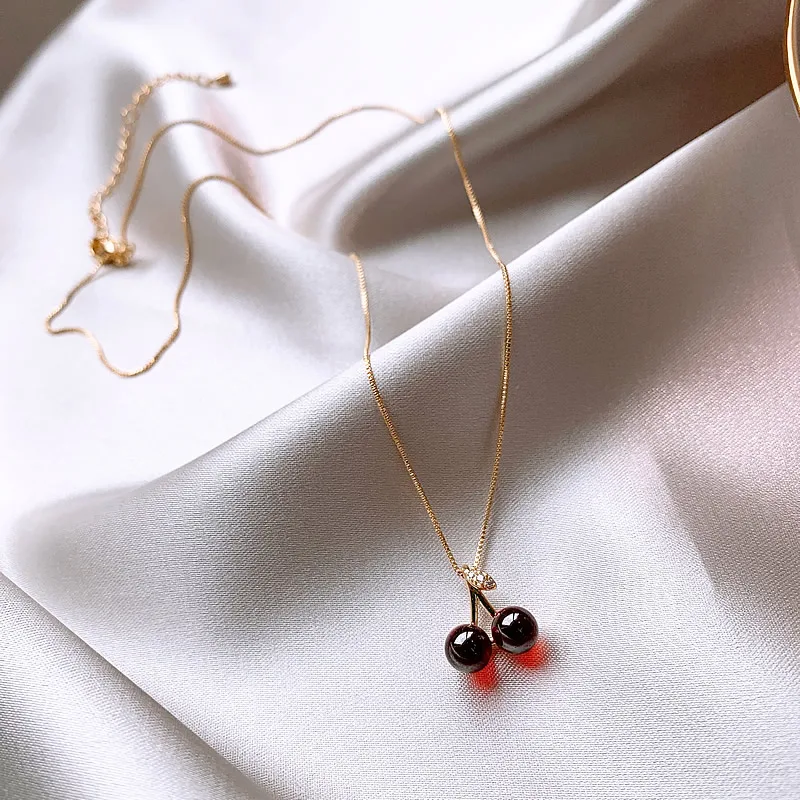 Luxurious Burgundy Cherry Necklace Hot Selling Fashion Trendy OL Ladies Premium Gifts for Besties Girlfriends