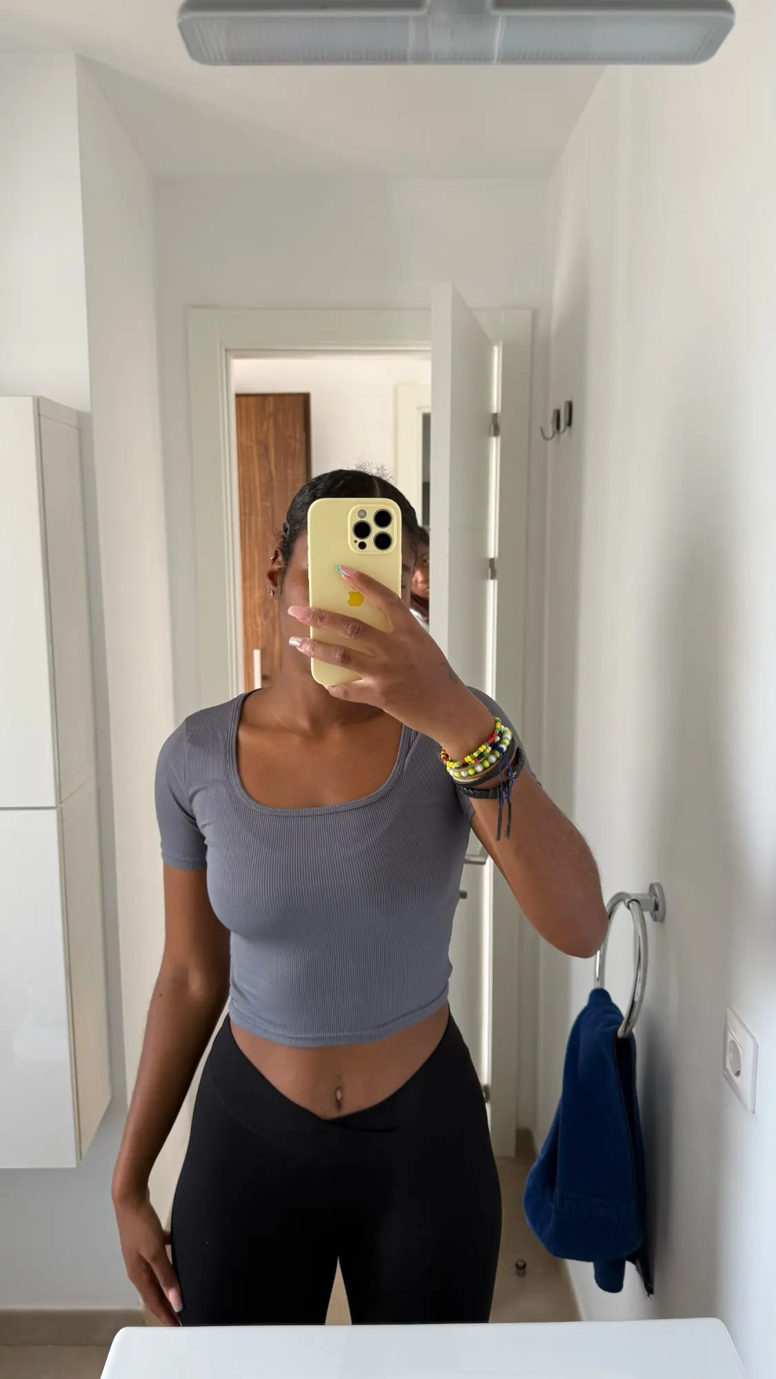 Women Square Neck Rib Crop T-shirt Short Sleeve Crop Top photo review