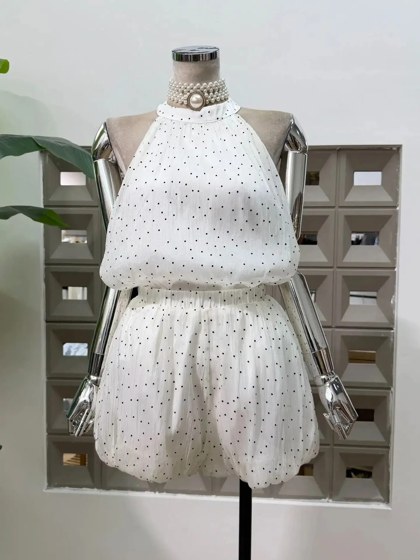 

Sexy Sleeveless Top Shorts Two Pieces Women's Outfit Nightclub Party Celebrate Going Out Suits High Quality Party Birthday Sets