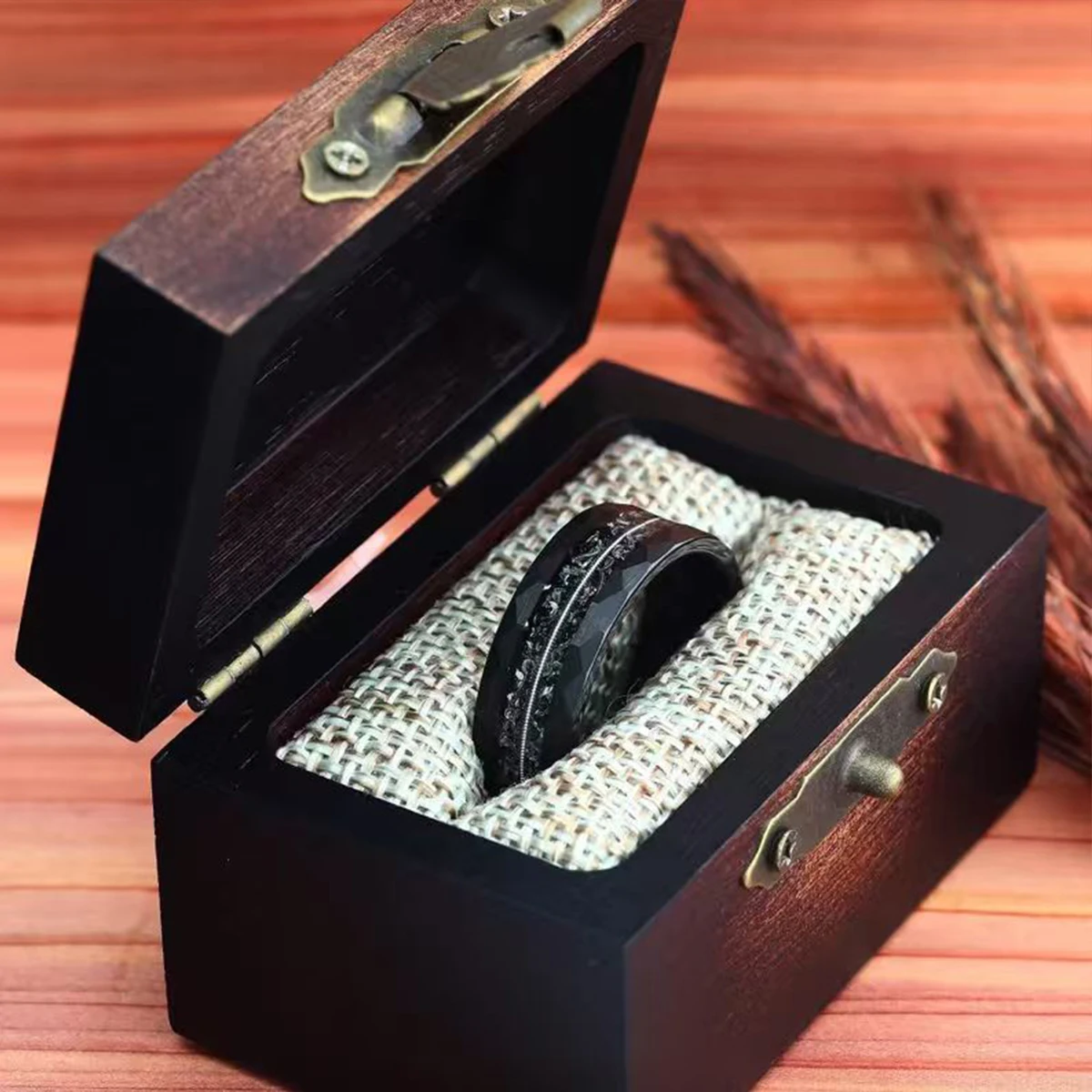 أسود 8 مللي متر خاتم كربيد التنغستن للرجل anillos باجو أوم باريجا دي بالتزام مجوهرات الأزياء خواتم الخطبة الفرقة الزفاف