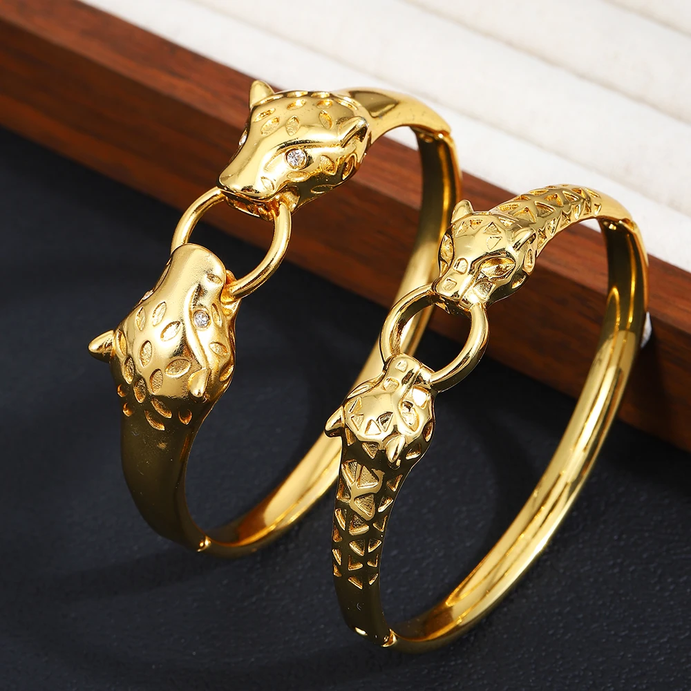 2 قطعة/المجموعة خمر الفاخرة ليوبارد رئيس مشبك زوجين الفولاذ المقاوم للصدأ سوار الإسورة ، وضعتها مجوهرات الذهب اللون مقاوم للماء