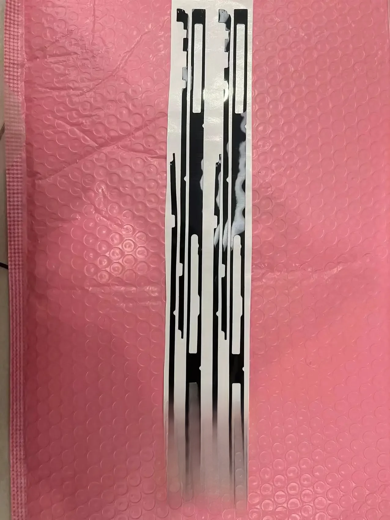 Nowa naklejka samoprzylepna na ekran LCD A1707 A1990 do macbooka Pro 15 "A1707 A1990 taśma samoprzylepna do taśmy klejącej — zdjęcie 2