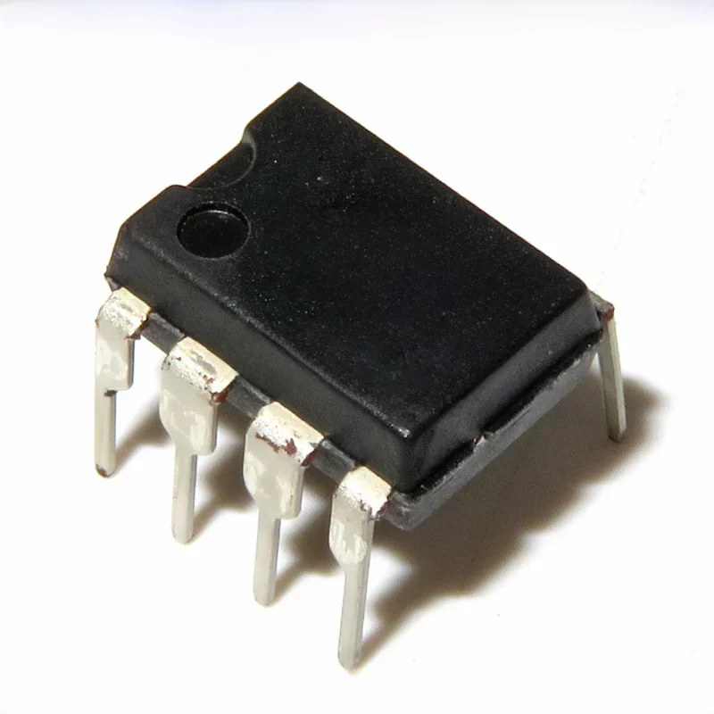 10PCS LM393P DIP8 LM393 DIP LM393N 393 DIP-8 neue und original IC