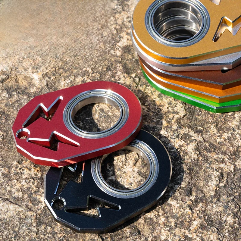 Brelok do kluczy Spinner z odprężeniem odprężający metalowy zabawki typu Fidget kręcący się brelok antystresowy na palec breloczek do kluczy odciążenie nudy prezent na przyjęcie — zdjęcie 2